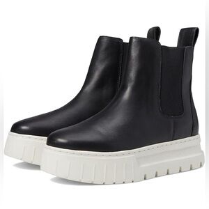 NEW J/Slides Women's Riley Platform Chelsea Boots US 8.5 Black Leather